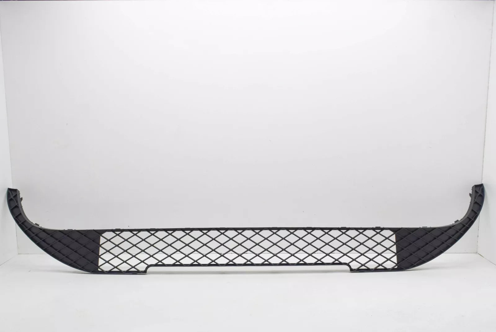 NEW MERCEDES-BENZ A W176 FRONT BUMPER LOWER GRILLE A1768850022 ORIGINAL