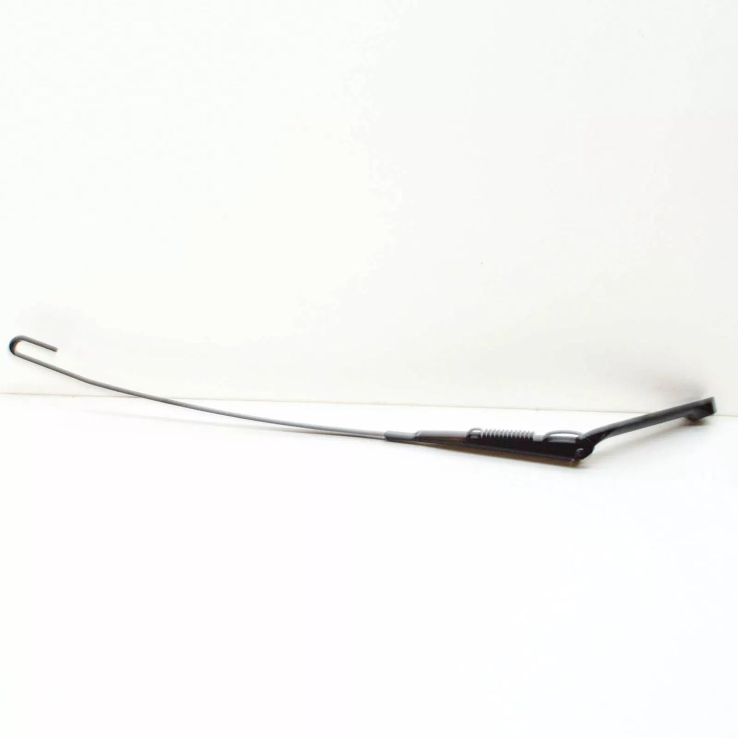 NEW BMW 3 E36 FRONT RIGHT WINDSHIELD WIPER ARM 61618360412 8360412 LHD ORIGINAL