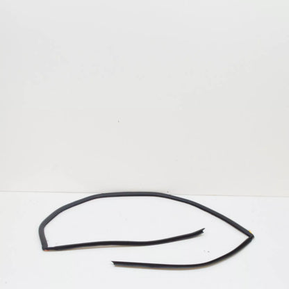 NEW BMW Z4 COUPE E86 FRONT WINDSHIELD MOULDING TRIM 51317210011 7210011 ORIGINAL