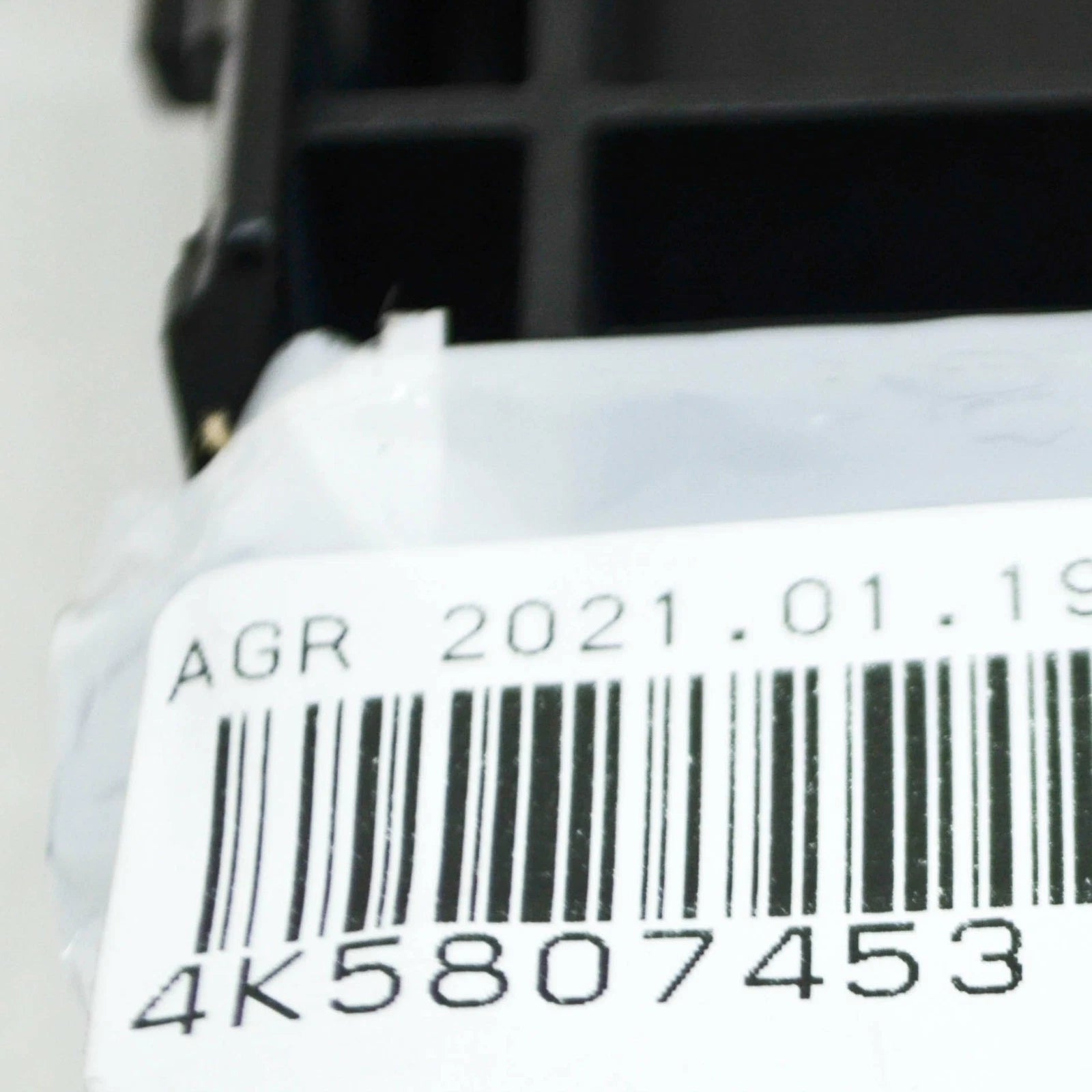 NEW AUDI A6 C8 REAR LEFT BUMPER BRACKET GUIDE 4K5807453 ORIGINAL