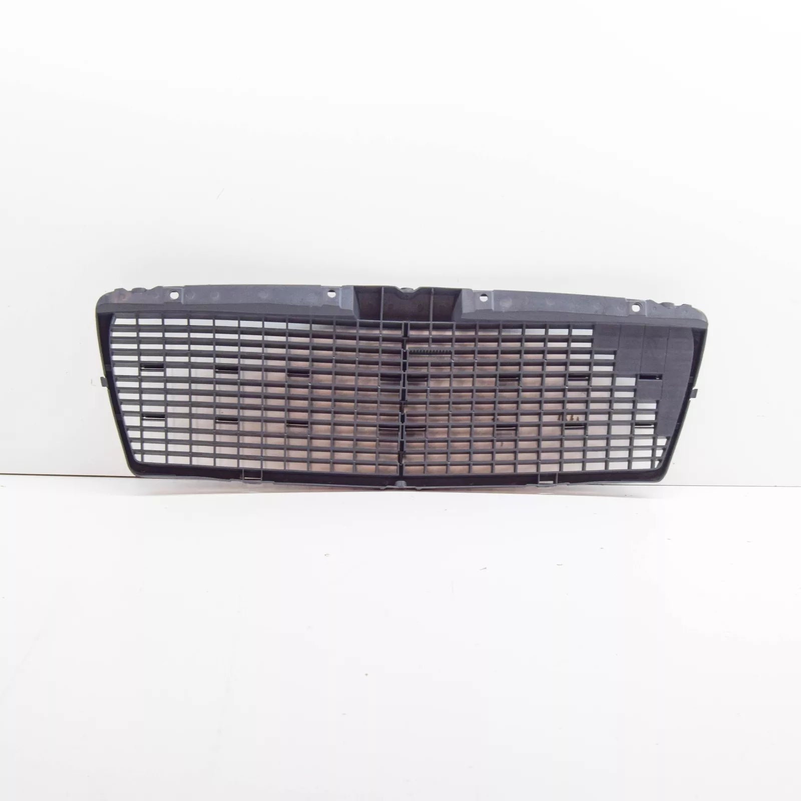 NEW MERCEDES-BENZ E-CLASS W210 RADIATOR GRILLE SHELL A2108880023 ORIGINAL