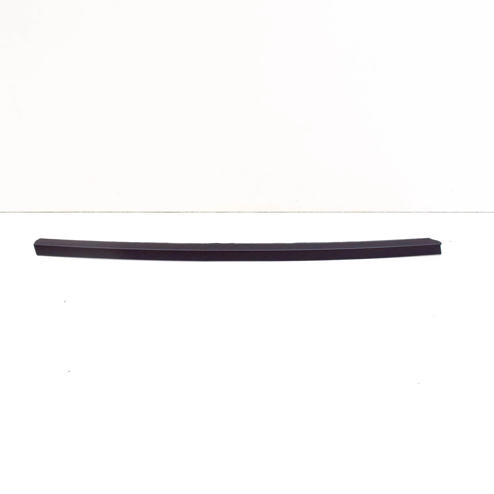 NEW BMW 3 COUPE E36 REAR LEFT SIDE WINDOW MOLDING 51368151085 8151085 ORIGINAL