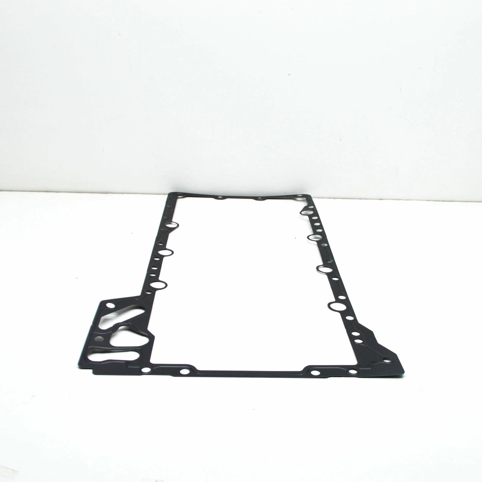 NEW BMW X6 E71, E72 UPPER OIL PAN GASKET 7566644 11137566644 ORIGINAL