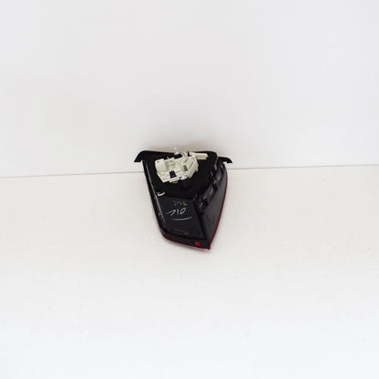 NEW VOLKSWAGEN JETTA MK6 REAR LEFT TAILLIGHT 5C6945093L