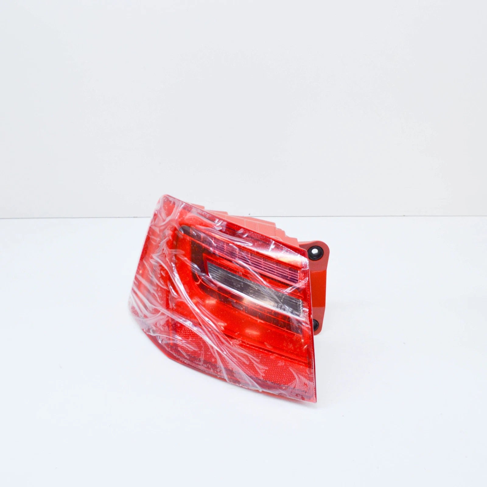NEW AUDI A6 4G2, C7, 4GC REAR LEFT TAILLIGHT 4G5945095G ORIGINAL