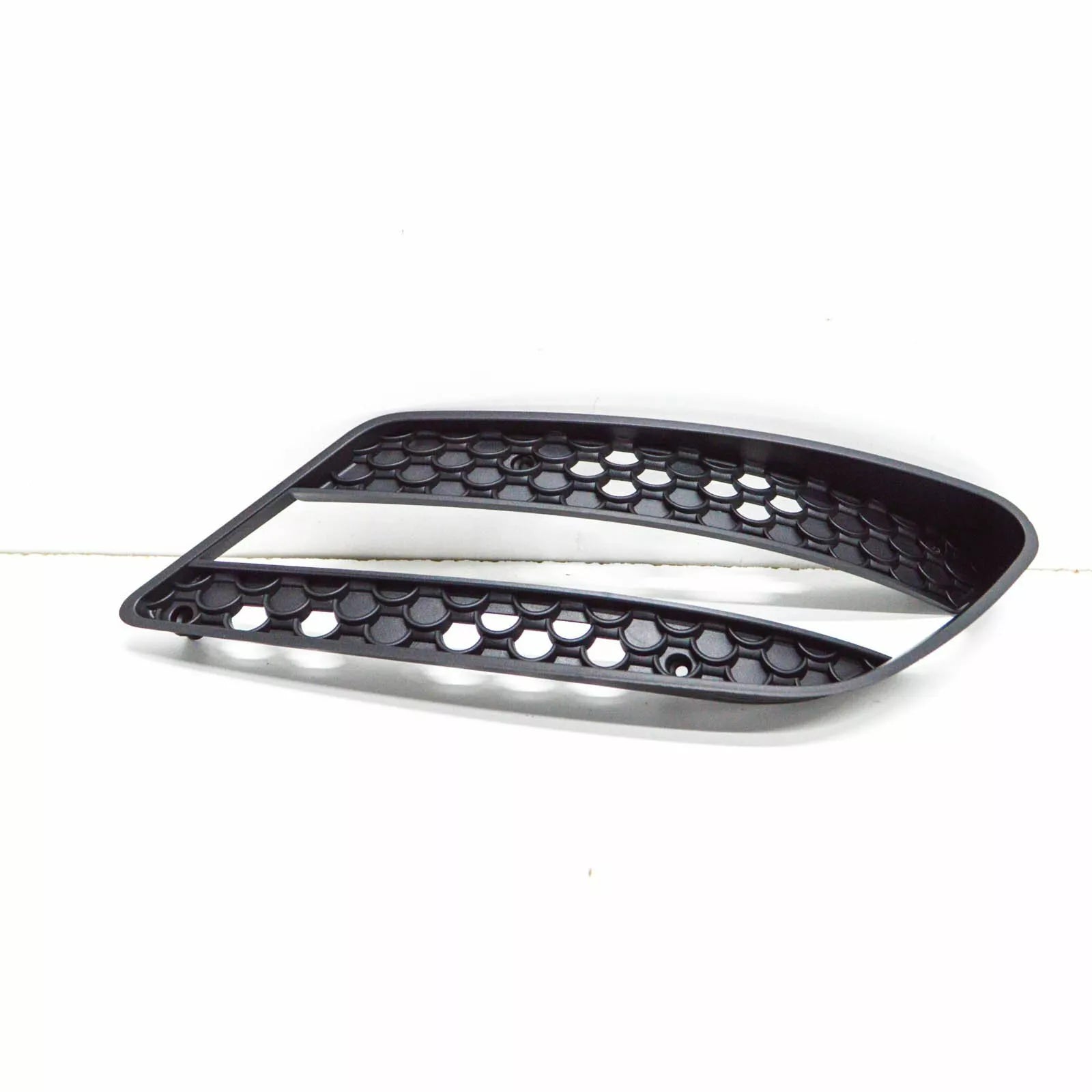 NEW MERCEDES-BENZ C W204 FRONT BUMPER RIGHT GRILLE A2048850753