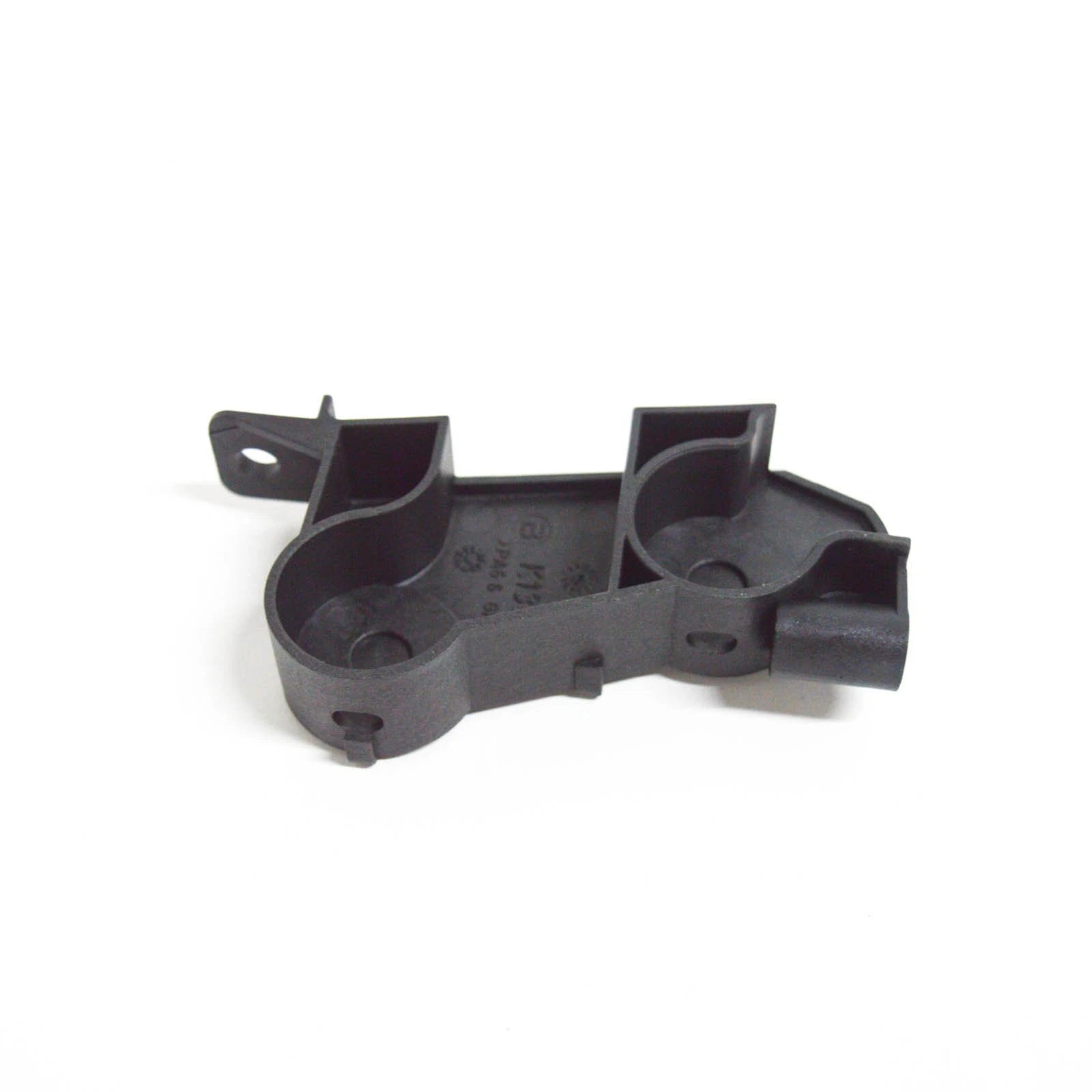 NEW BMW E60 E63 E64 M5 M6 OIL COOLER MOUNTING BRACKET 2282683 17222282683