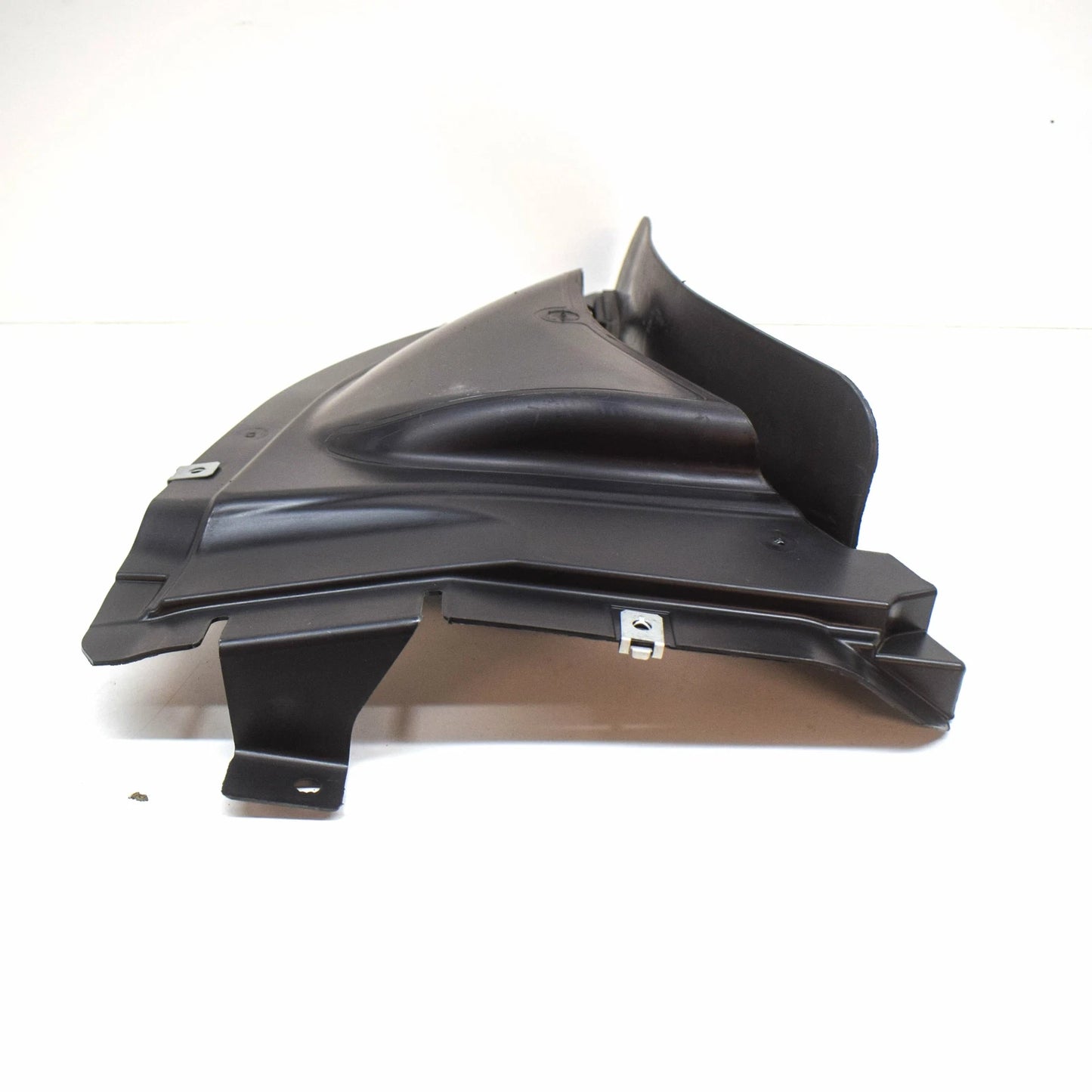 NEW BMW 7 F01 FRONT LEFT BOTTOM FENDER LINER EXTENSION 51757185005 ORIGINAL