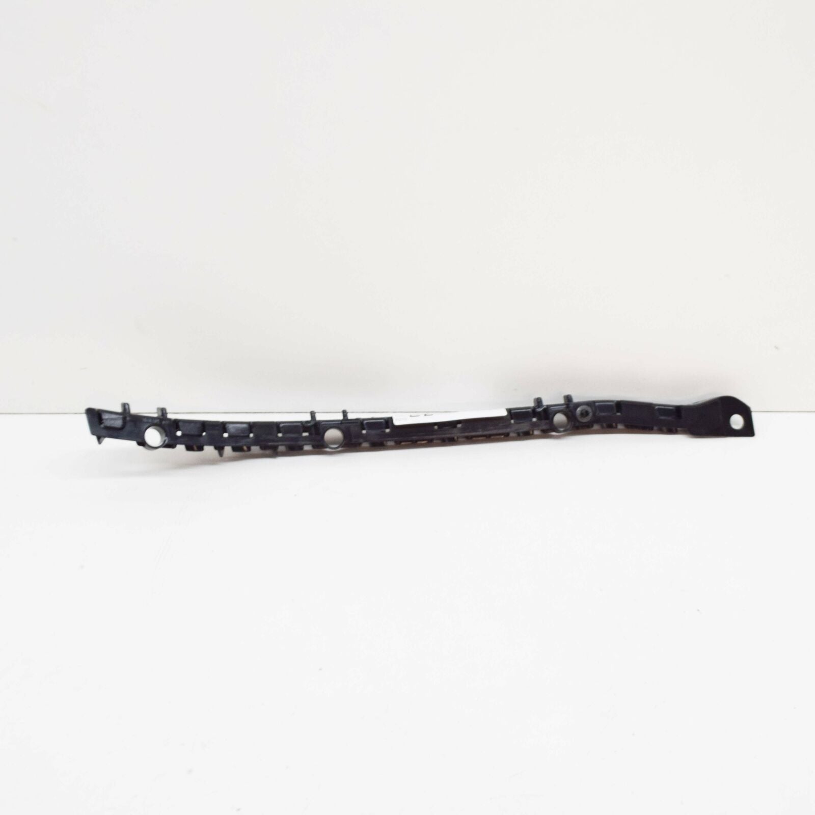 NEW MERCEDES-BENZ C W204 REAR BUMPER RIGHT GUIDE A2048800430 ORIGINAL