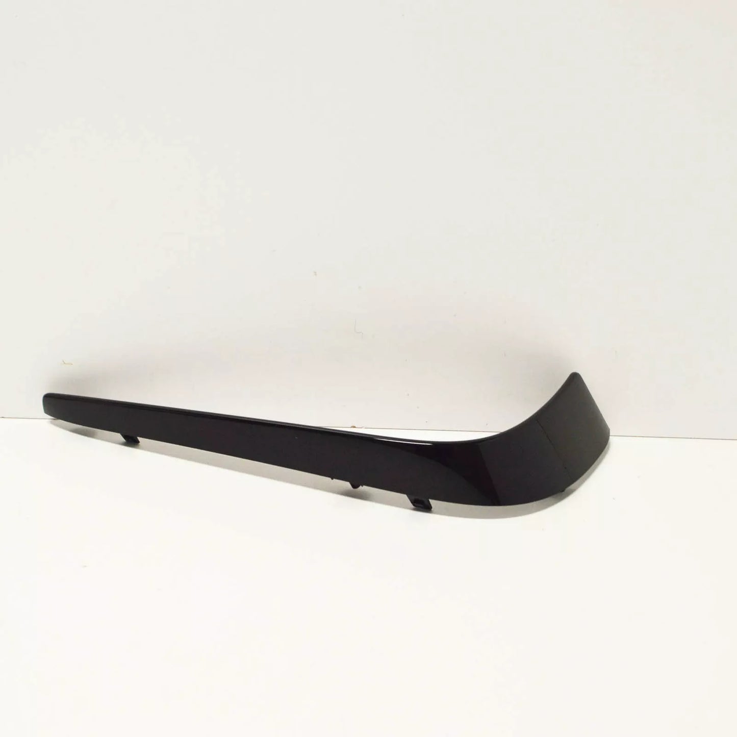 NEW MB E W212 AMG FRONT BUMPER RIGHT TRIM MOLDING A2128854438 ORIGINAL