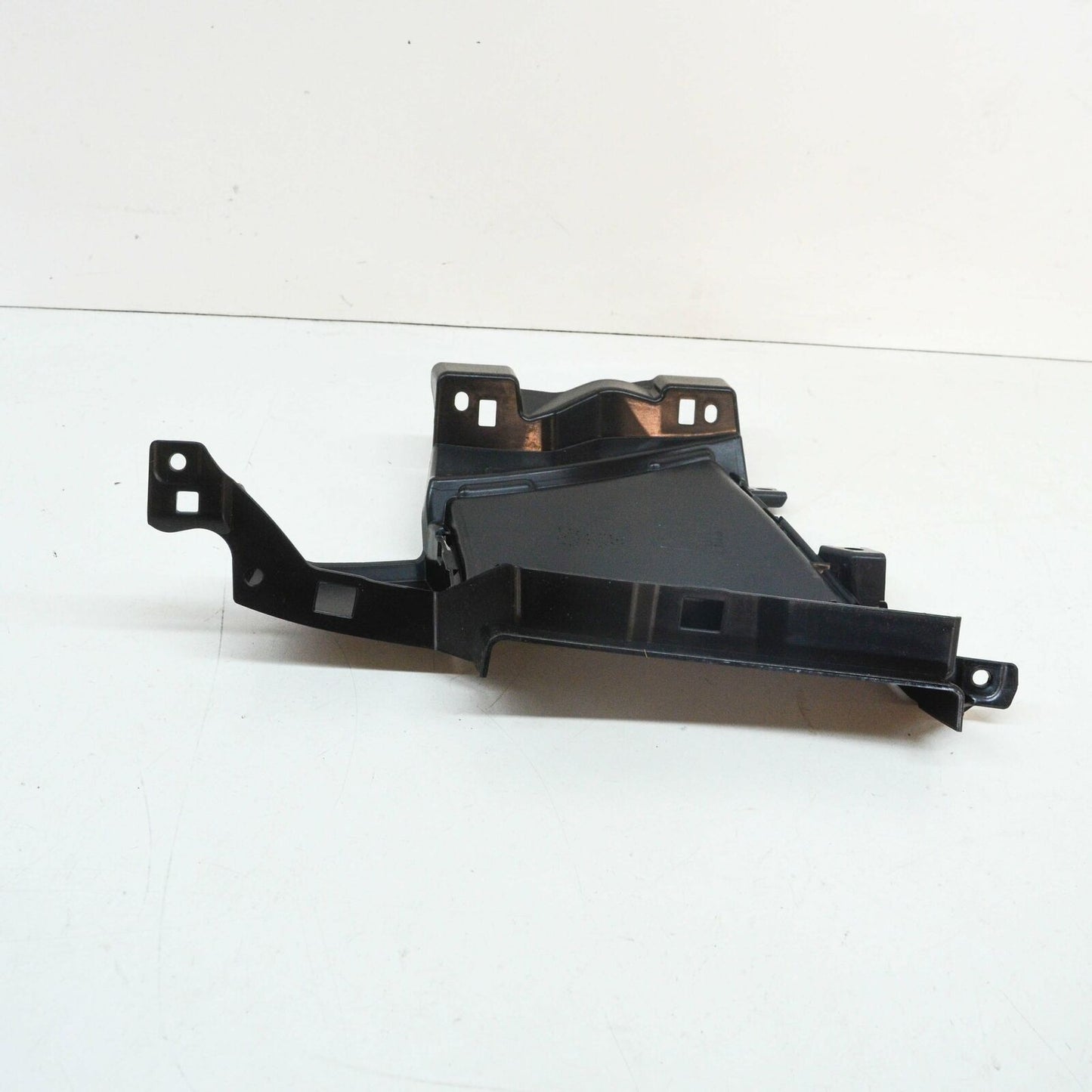 NEW AUDI A6 C8 FRONT BUMPER RIGHT AIR GUIDE 4K0121764 ORIGINAL