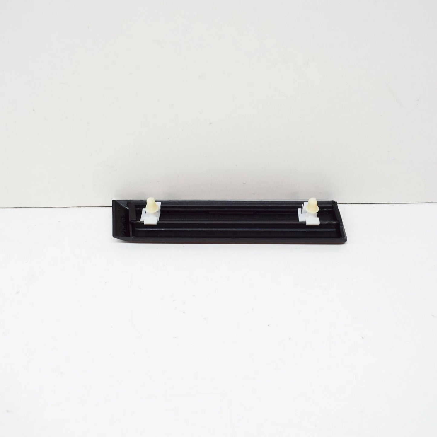 NEW BMW 3 E36 FRONT RIGHT FENDER MOLDING 51132250072 2250072 1997 ORIGINAL