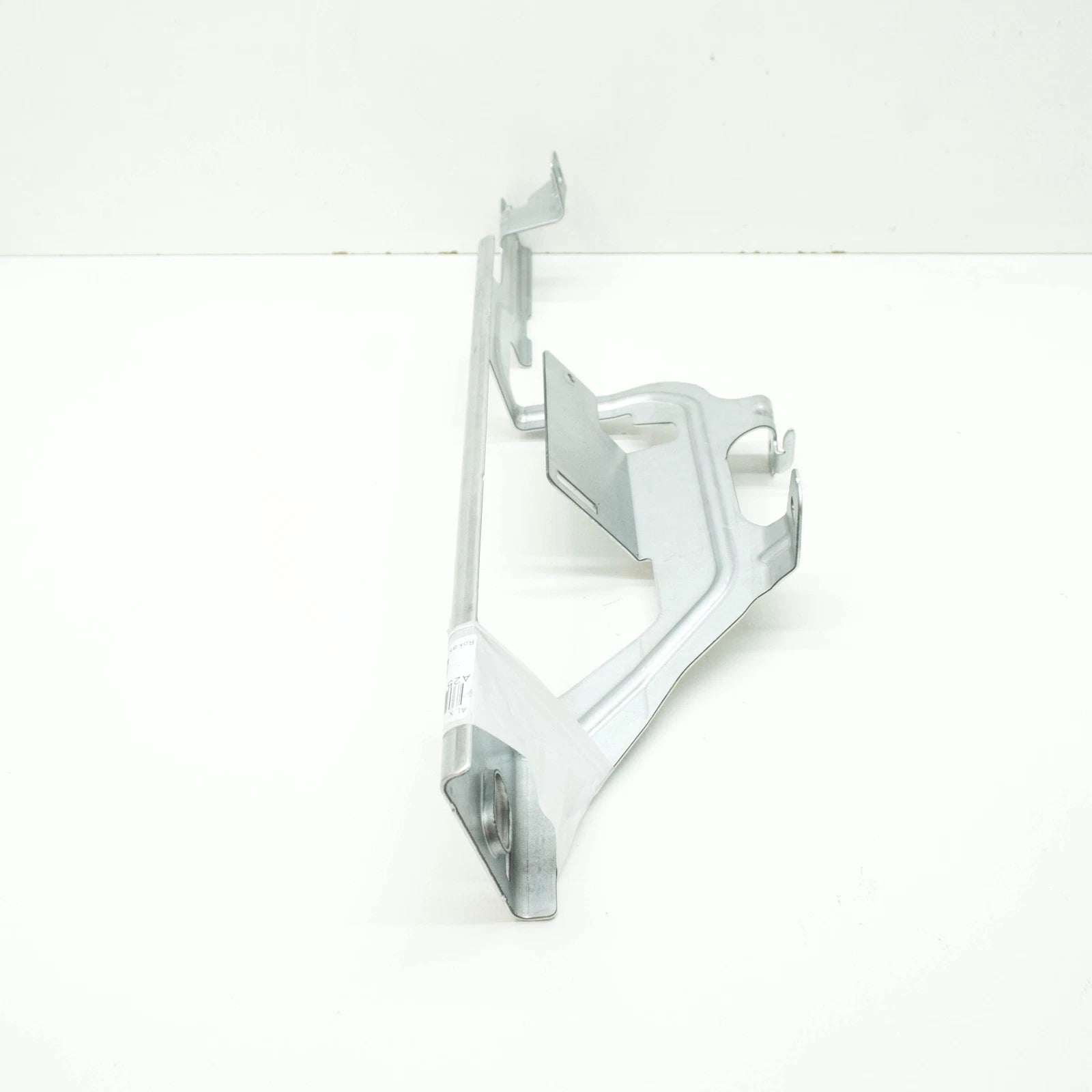 NEW MERCEDES-BENZ GLC COUPE C253 TRUNK LINIMNG LEFT BRACKET A2536914300 ORIGINAL