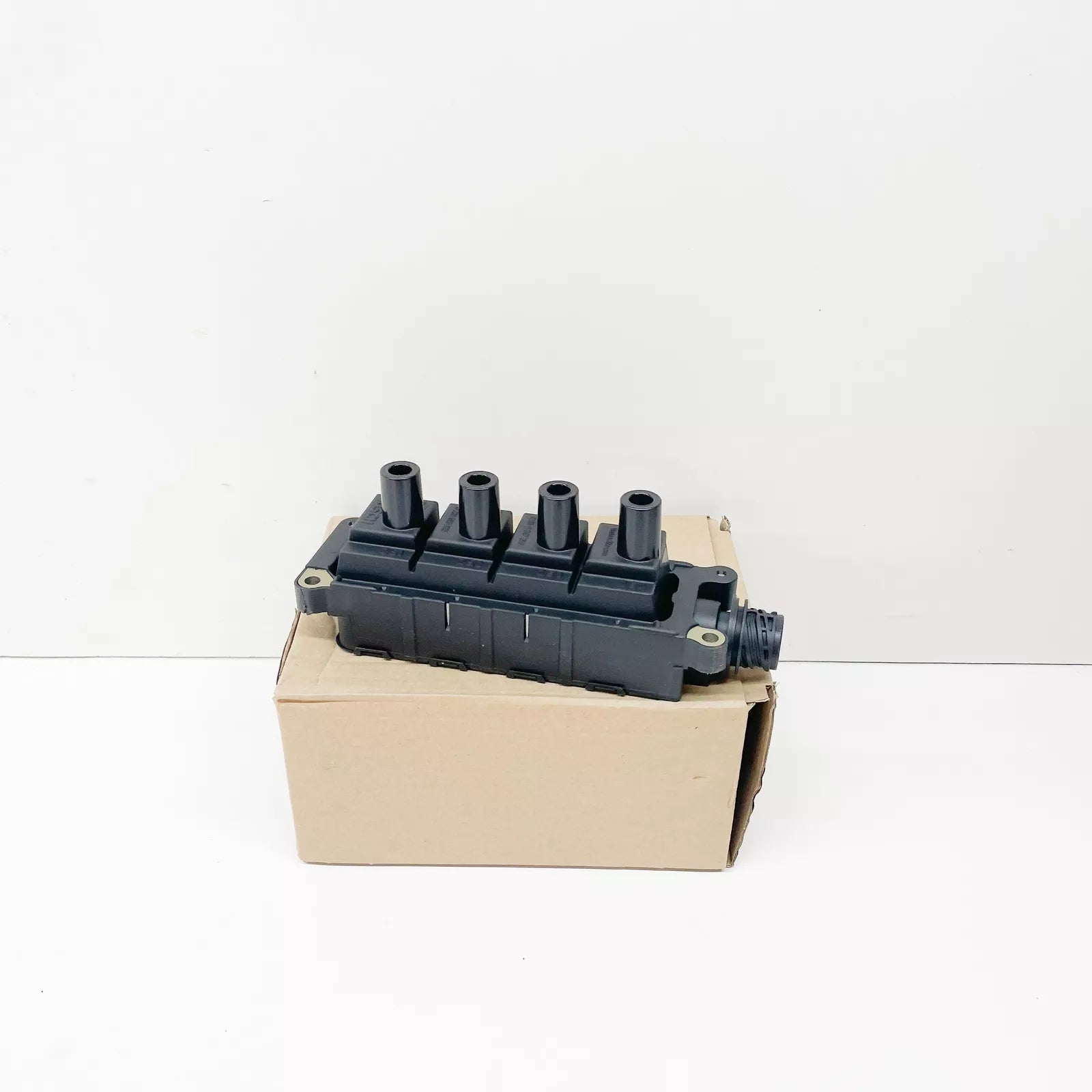 NEW BMW Z3 E36 IGNITION COIL 12131247281 1247281 1.9 PETROL 103KW ORIGINAL