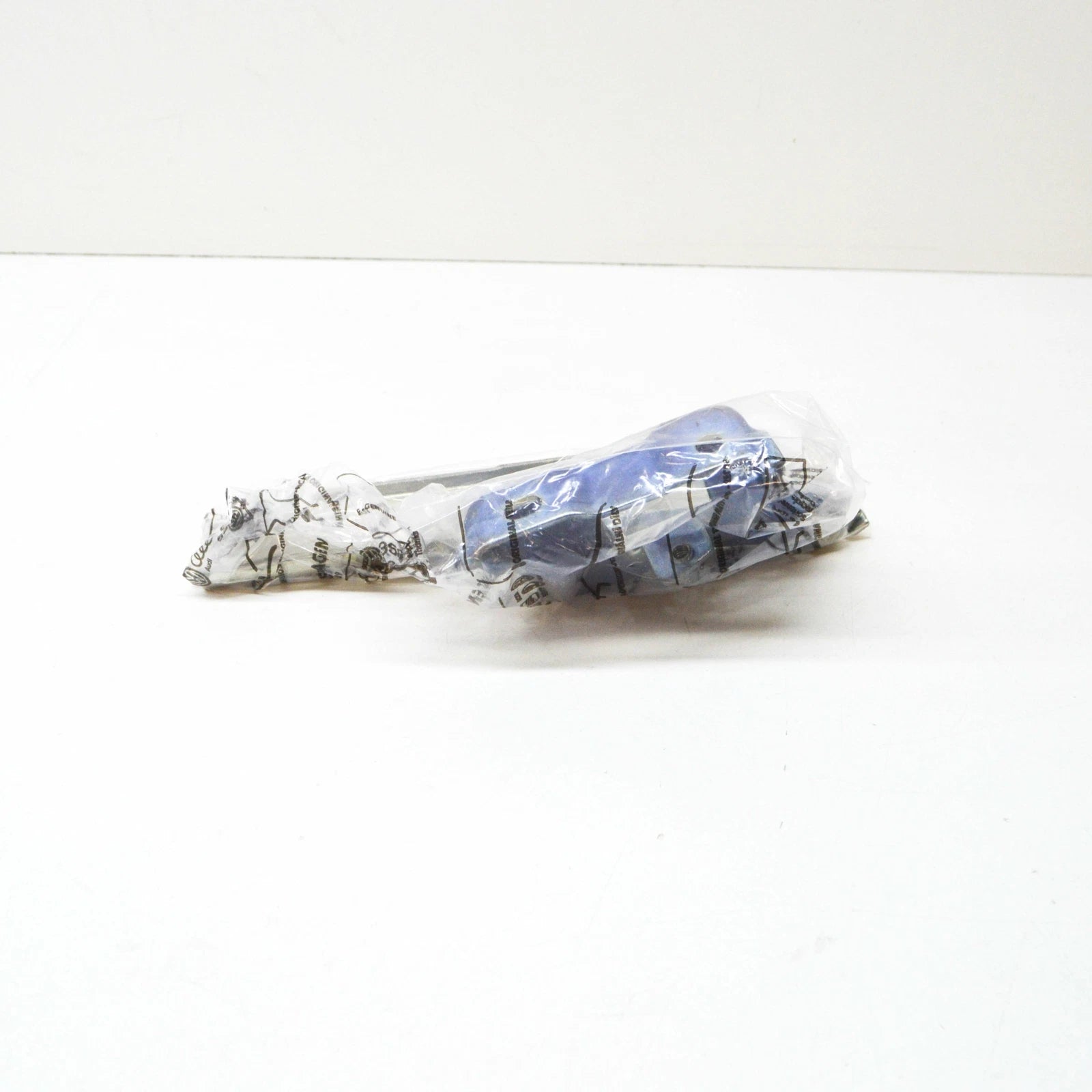 NEW AUDI A5 8T3 FRONT RIGHT BONNET HOOD HINGE 8T0823302E