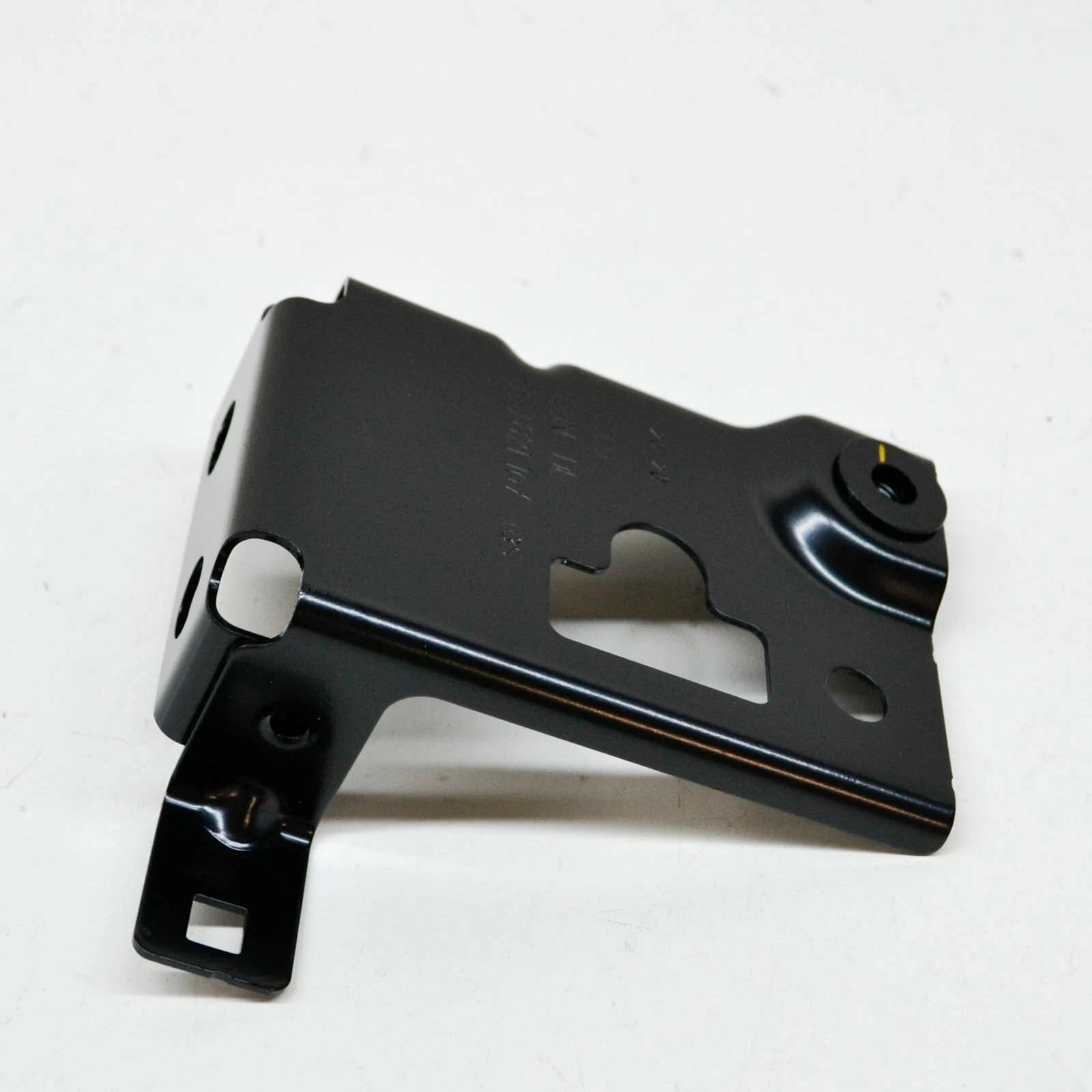 NEW AUDI TT FV MK3 FRONT LEFT FENDER WING BRACKET 8S0821167 ORIGINAL