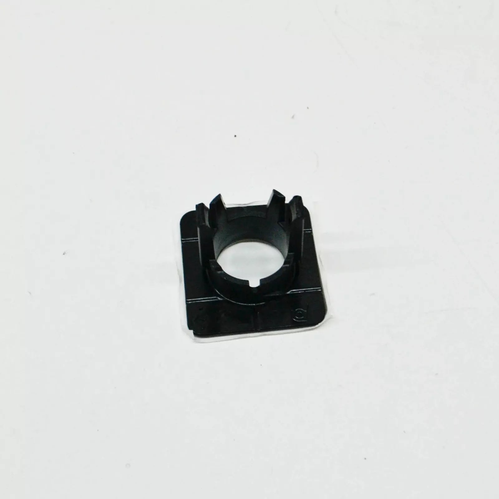 NEW BMW 3 E90 FRONT RIGHT PARKTRONIC HOLDER 7894498 51117894498 2010 ORIGINAL