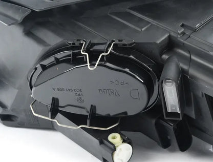 NEW VOLKSWAGEN PASSAT B6 FRONT RIGHT HEADLIGHT LHD USA 3C0941754M ORIGINAL