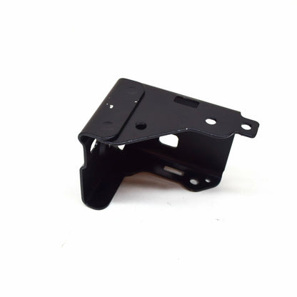 NEW MB E W213 FRONT CROSSMEMBER BOTTOM REAR RIGHT MOUNT A2136261300 ORIGINAL