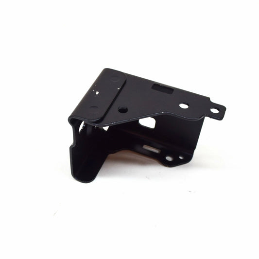 NEW MB E W213 FRONT CROSSMEMBER BOTTOM REAR RIGHT MOUNT A2136261300 ORIGINAL