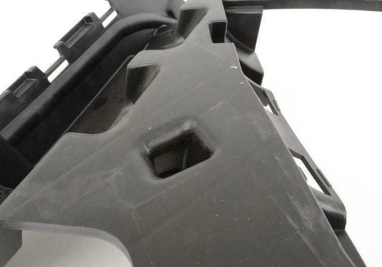 NEW VOLKSWAGEN CC 358 FRONT BUMPER LEFT GUIDE PIECE 3C8807177A ORIGINAL