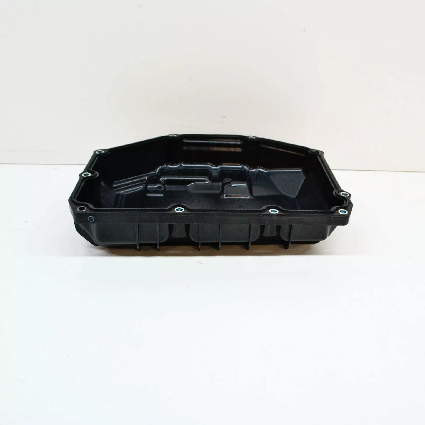 NEW BMW 1 F40 GEARBOX OIL PAN 24118699901 ORIGINAL