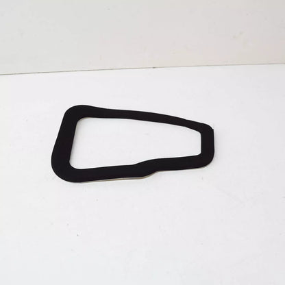 NEW VW GOLF MK7 REAR RIGHT INNER TAIL LIGHT SEAL 5G0945192 ORIGINAL