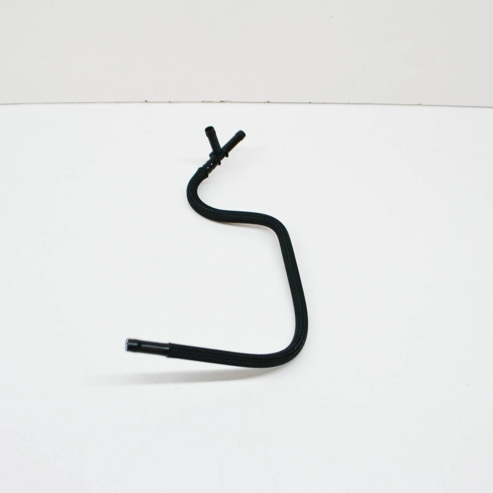 NEW AUDI Q7 4L ENGINE COOLANT PIPE 059121086P