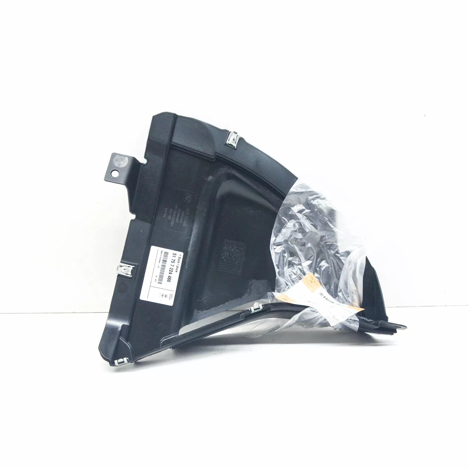 NEW BMW 6 F12 FRONT RIGHT LOWER FENDER LINER EXTENSION 51757224466 ORIGINAL