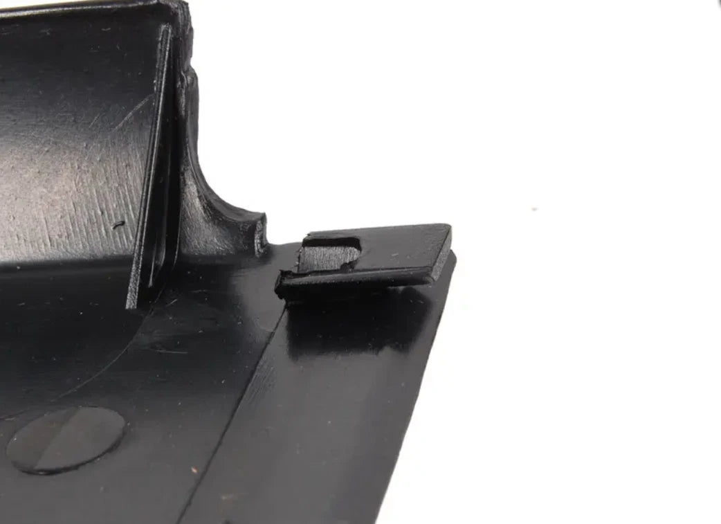 NEW BMW 5 E39 EXTERIOR UPPER TRUNK LID TRIM 51498190693 8190693 ORIGINAL