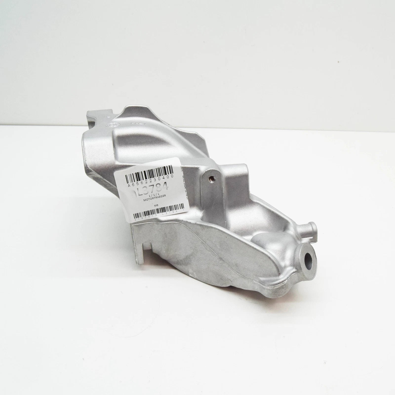 NEW MERCEDES-BENZ S W222 ENGINE BRACKET RIGHT SIDE A6562230400 ORIGINAL