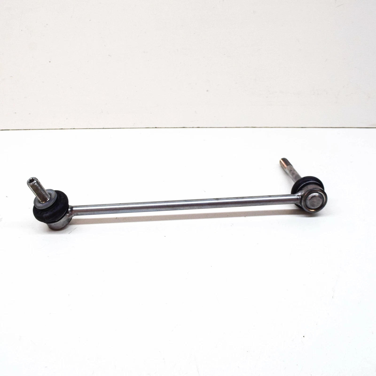 NEW BMW X5 G05 FRONT LEFT STABILIZER SUPPORT LINK 31356881807 ORIGINAL