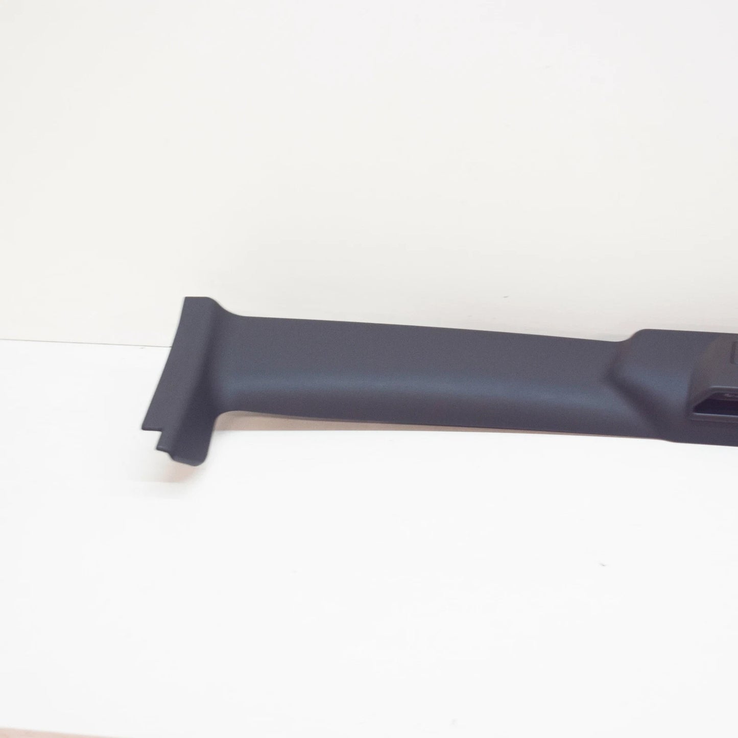 NEW BMW 3 COMPACT E36 CONVERTIBLE TOP LATCH COVER 54348206397 8206397 ORIGINAL