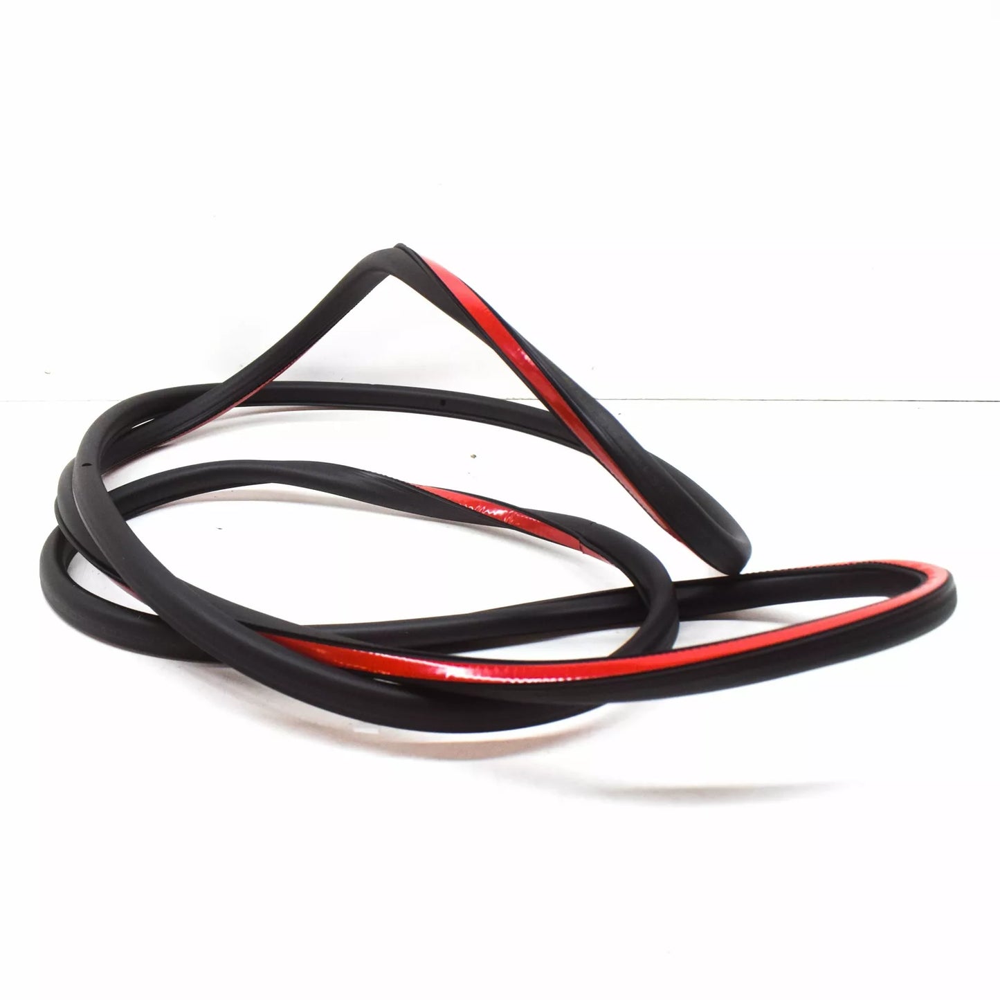 NEW AUDI Q3 F3 FRONT LEFT OUTER DOOR SEAL RUBBER 83F837911A