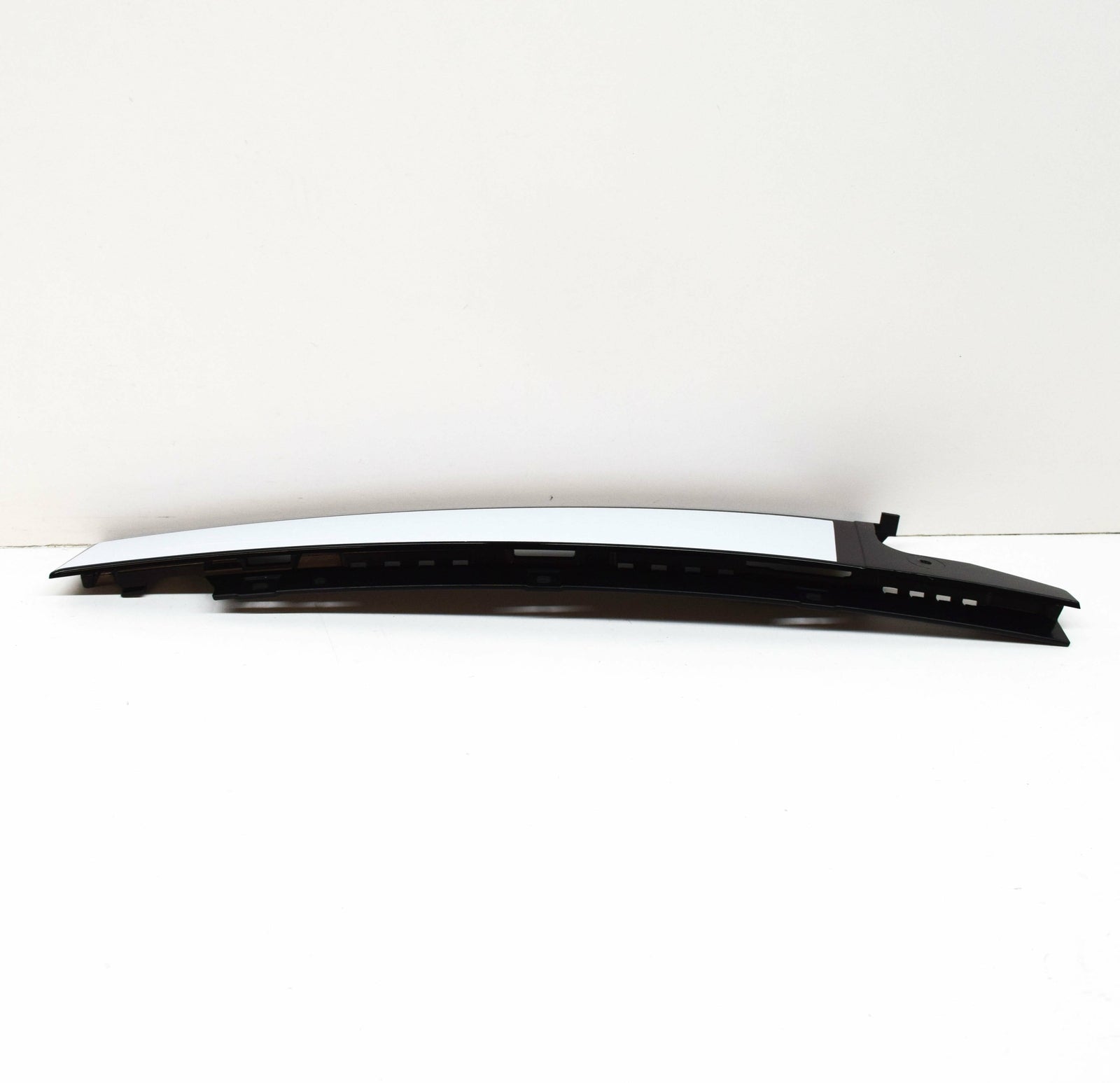 NEW AUDI A4 B8 EXTERIOR REAR RIGHT B PILLAR TRIM 8K0839902K5FQ ORIGINAL