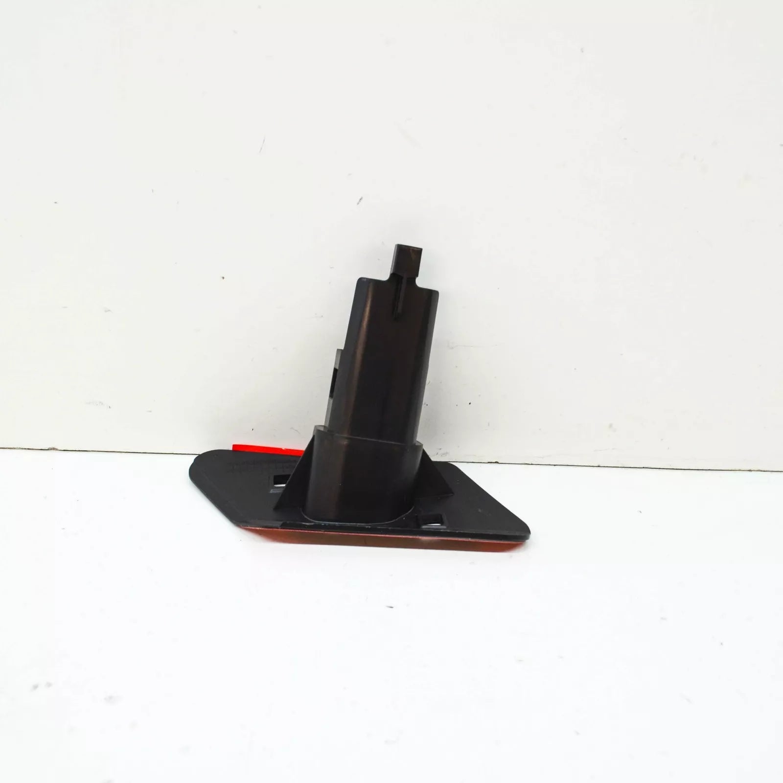 NEW VW CRAFTER SY SZ FRONT LEFT HEADLIGHT WASHER COVER BRACKET 7C0807941