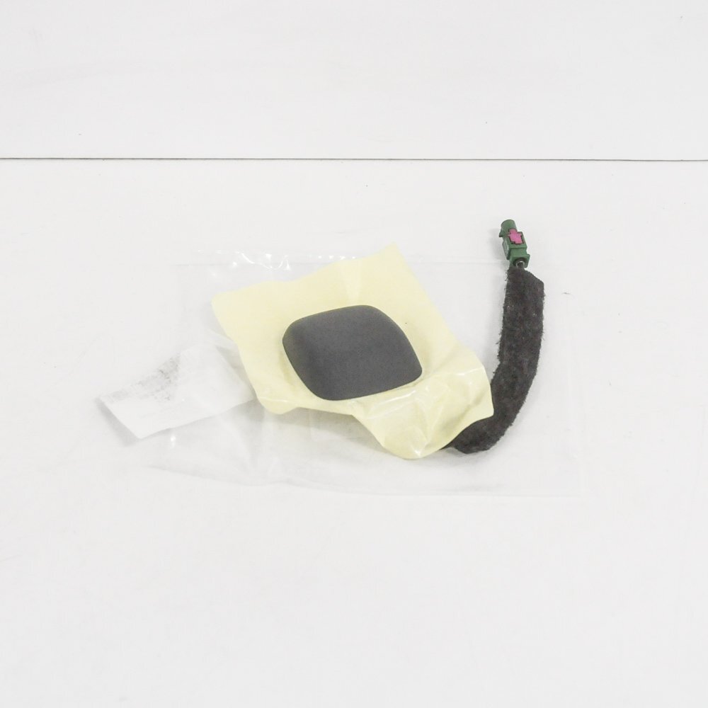 new audi a3 8v cabrio antenna 8s7035503agru 2015 original