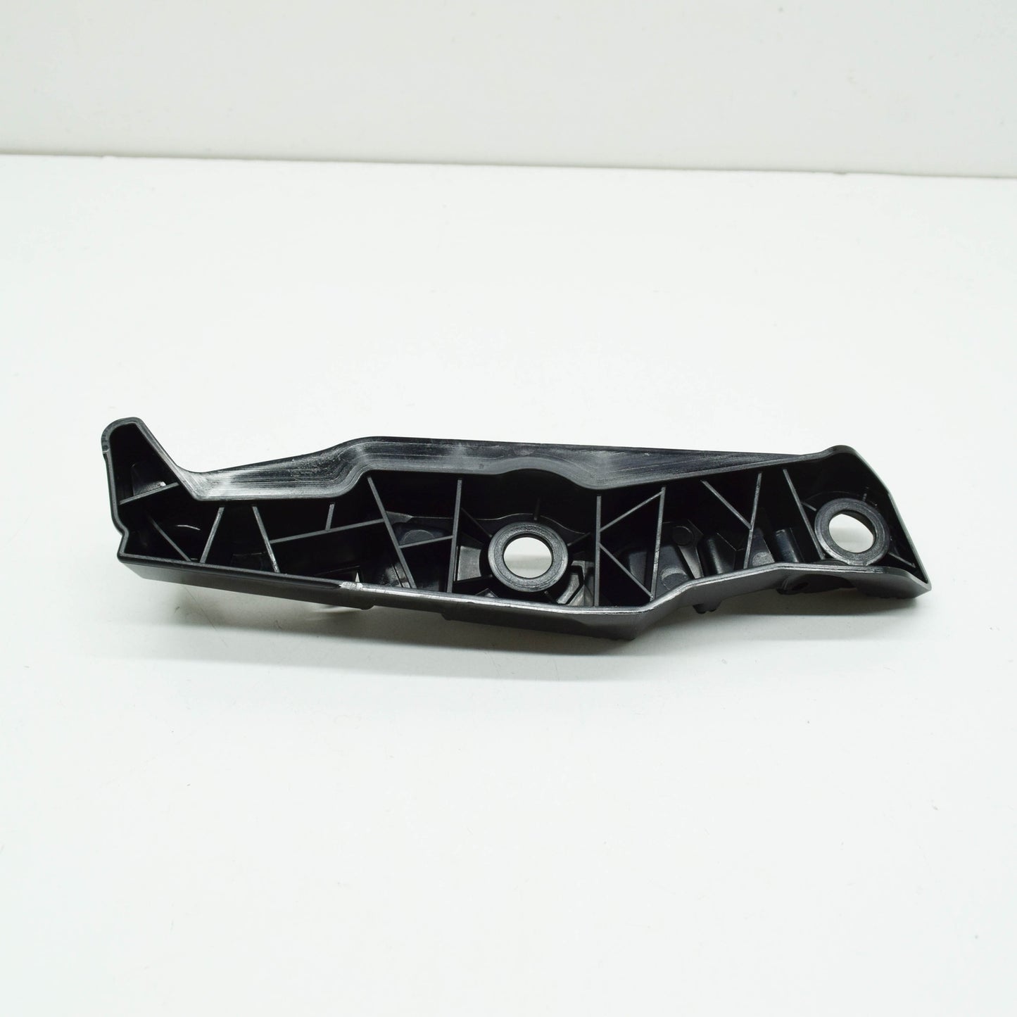 NEW AUDI E-TRON SPORTBACK FRONT RIGHT BUMPER SECTION BRACKET 4KE807284 ORIGINAL