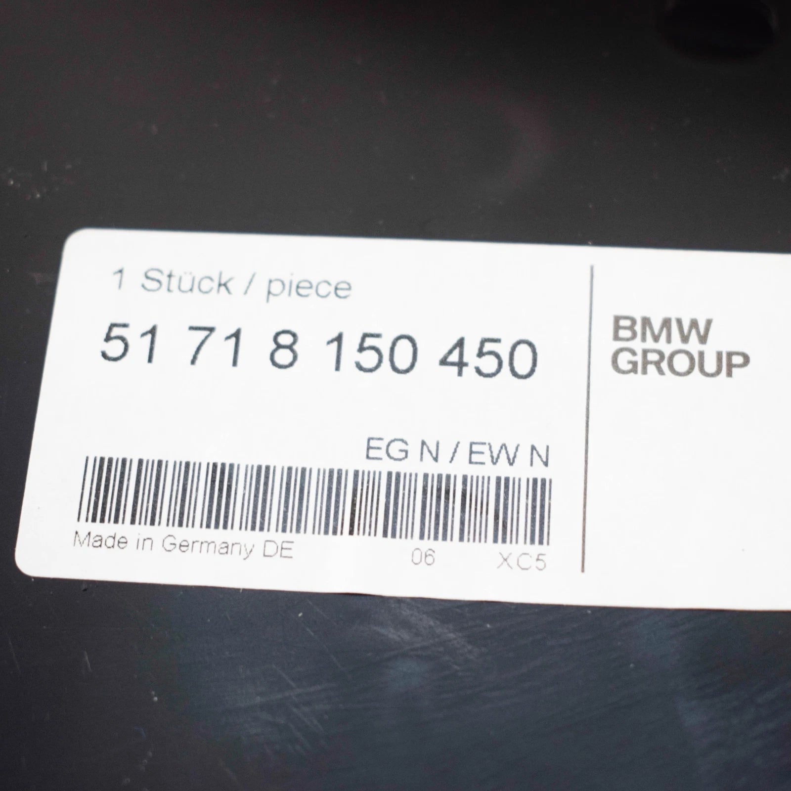 NEW BMW E38 SEDAN AIR MASS METER TRUNK RIGHT 8150450 51718150450 ORIGINAL