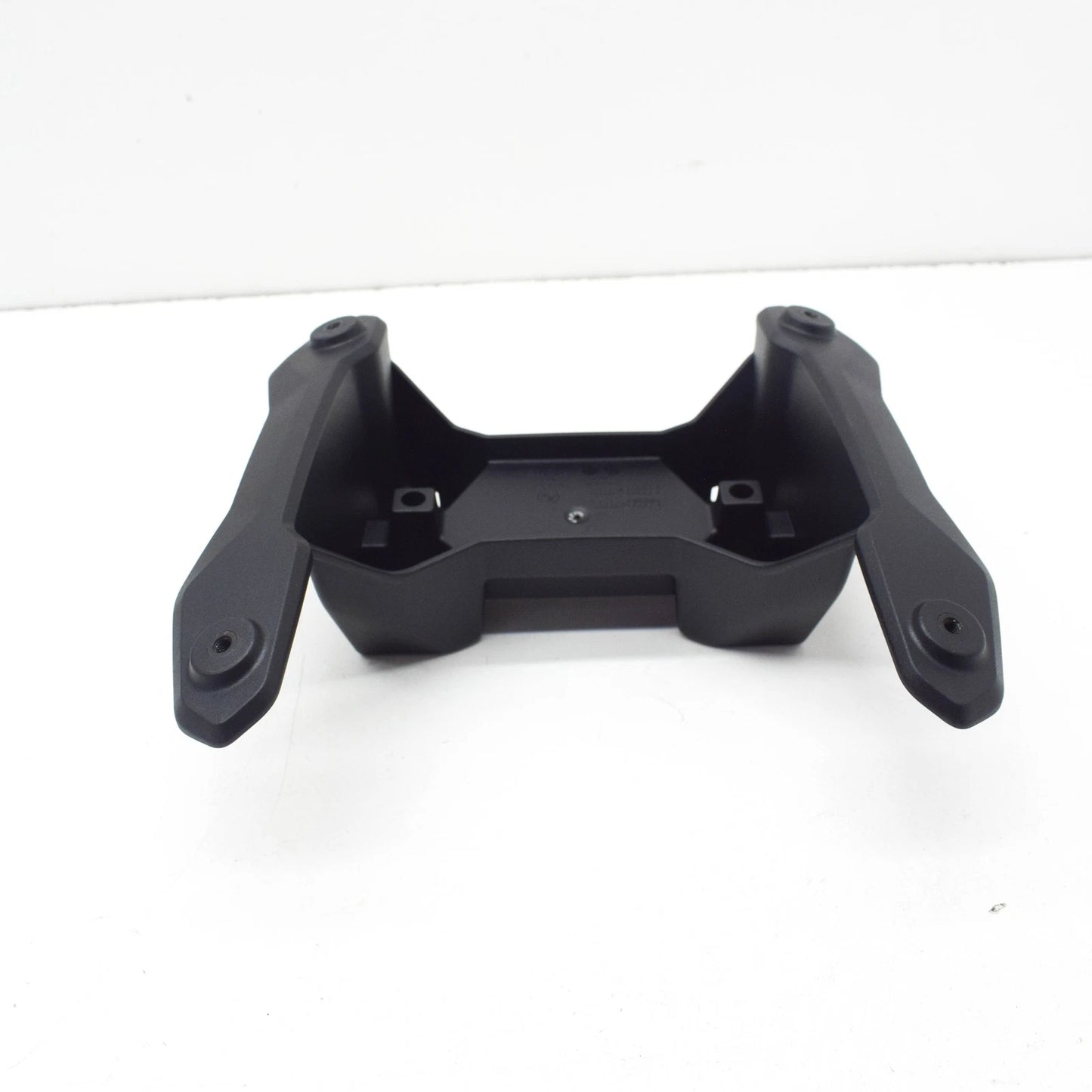 NEW BMW K800 F750 GS WINDSCREEN HOLDER 46638564649 ORIGINAL