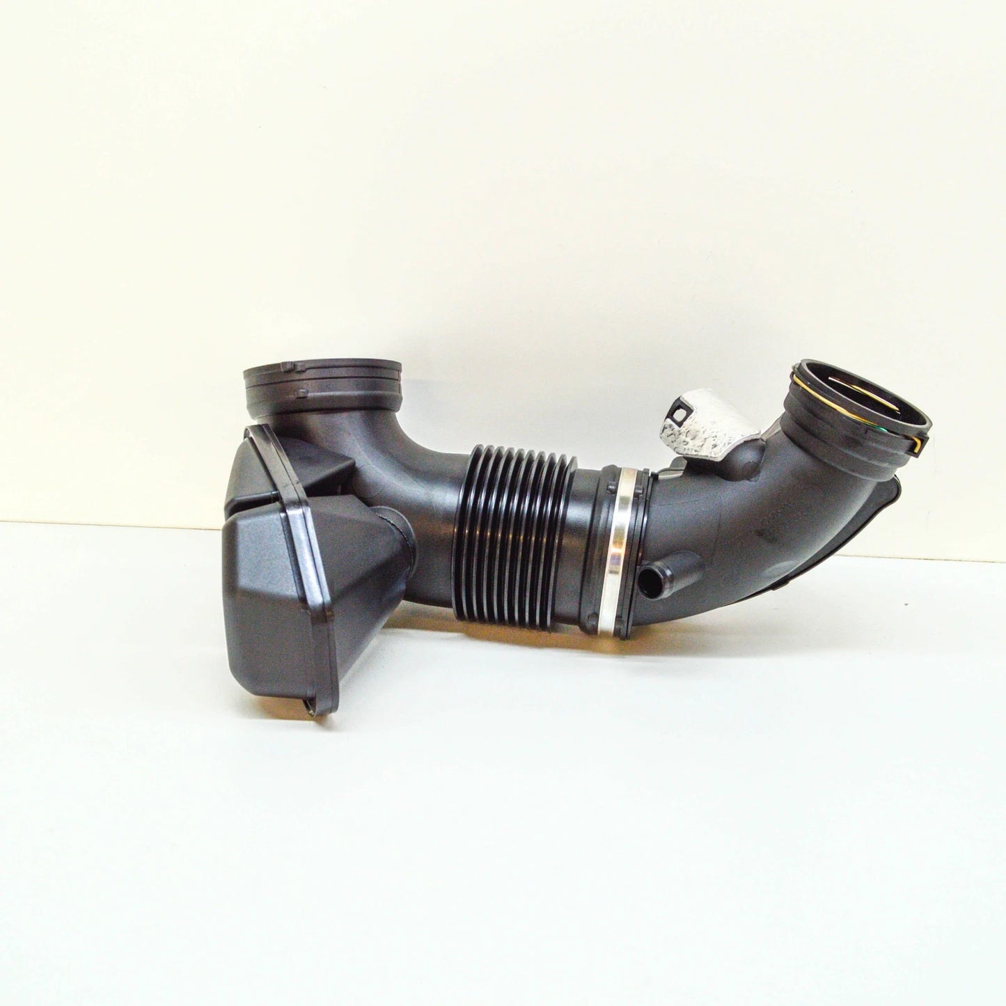 NEW BMW 3 GRAN TURISMO F34 FRONT ENGINE AIR INTAKE DUCT 13718601682 ORIGINAL