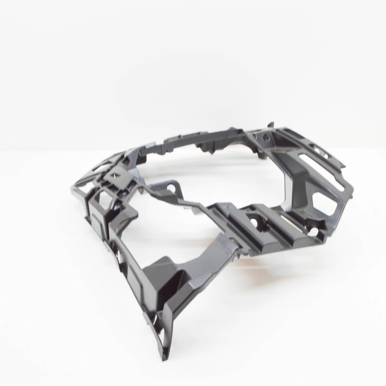 NEW VOLKSWAGEN GOLF MK7 FRONT LEFT BUMPER BRACKET 5G0807723R 2018 ORIGINAL