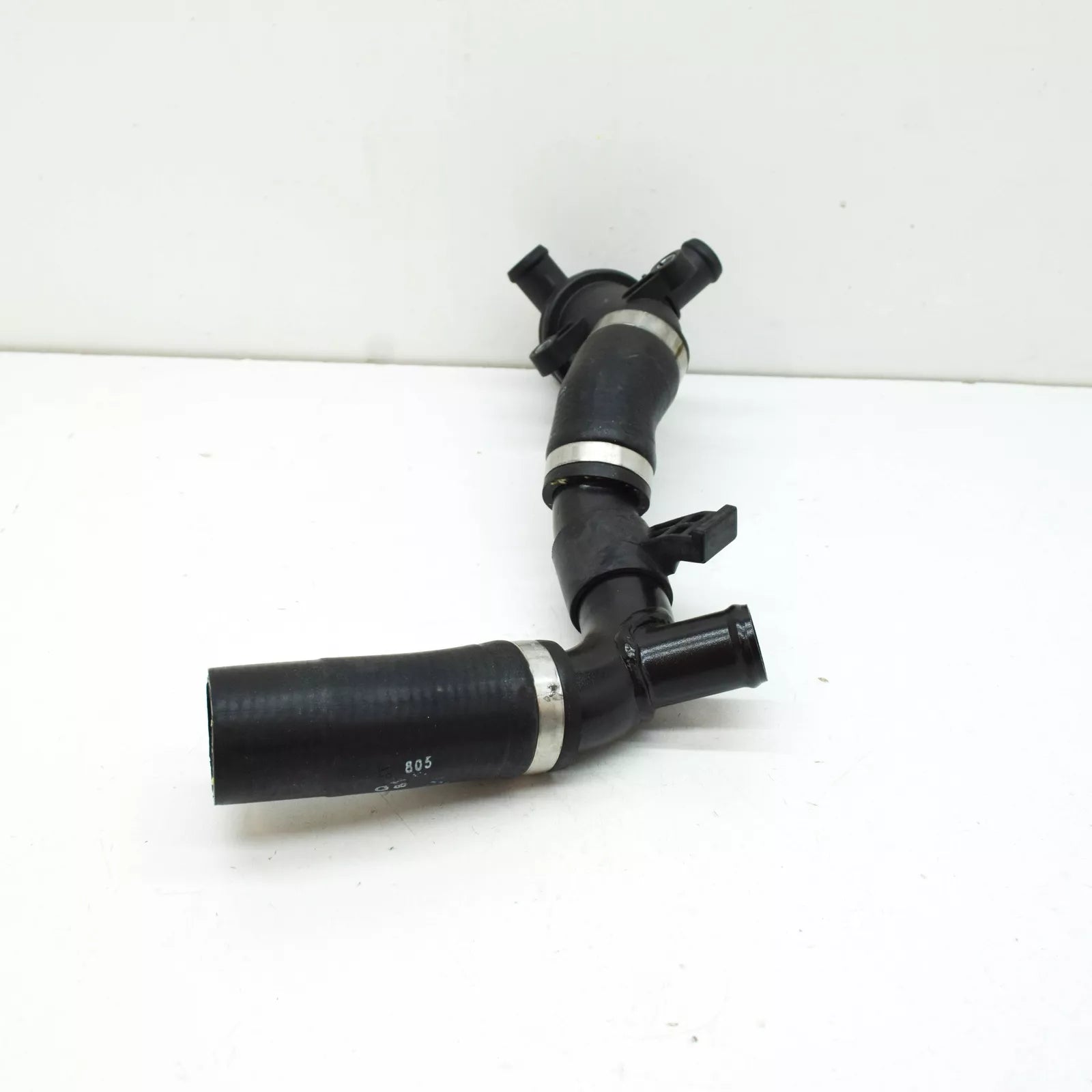 NEW VOLKSWAGEN MULTIVAN T7 STM STN RETURN COOLANT PIPE 7E0122051AF ORIGINAL