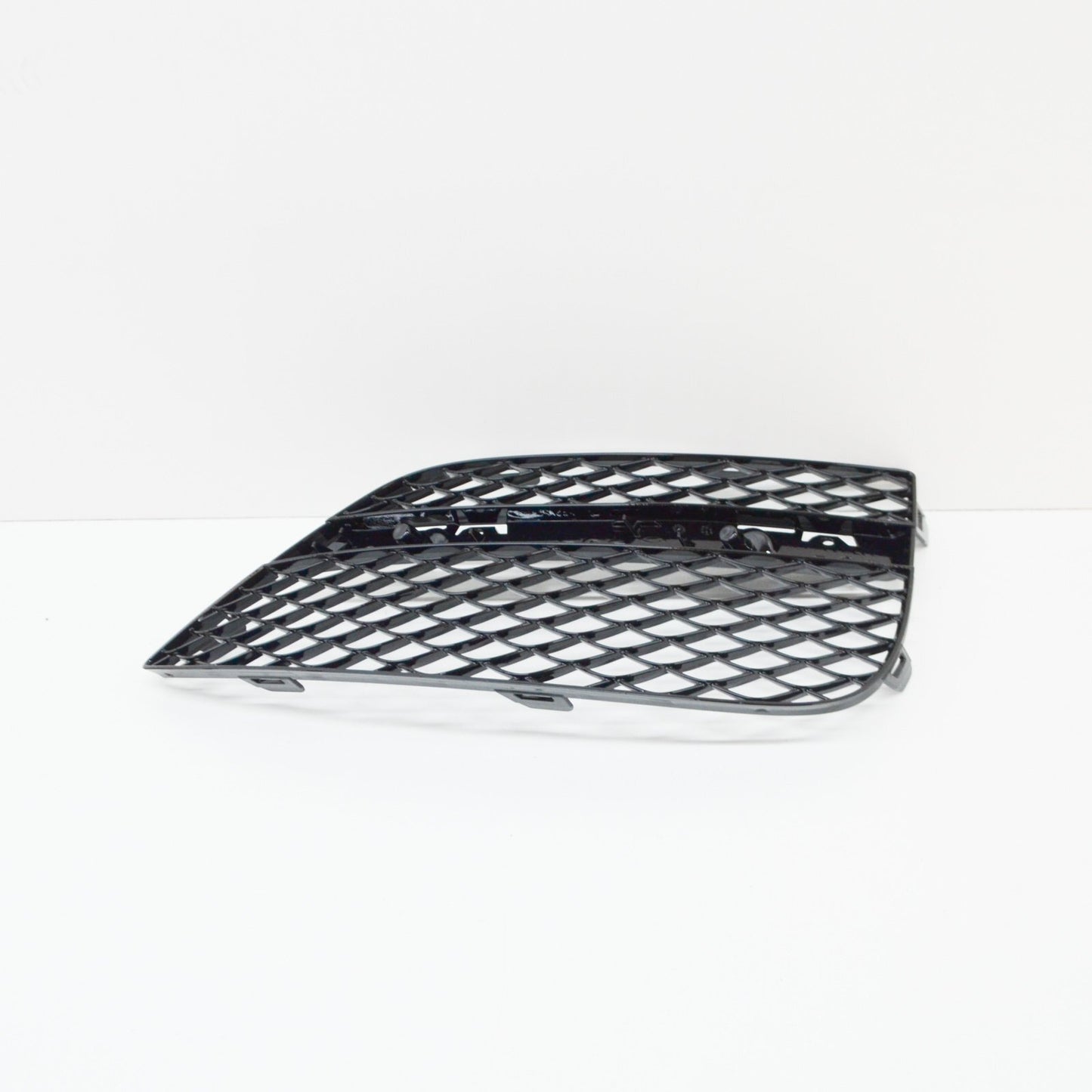 NEW MERCEDES-BENZ S-CLASS W222 FRONT RIGHT BUMPER GRILLE A2228850253 ORIGINAL