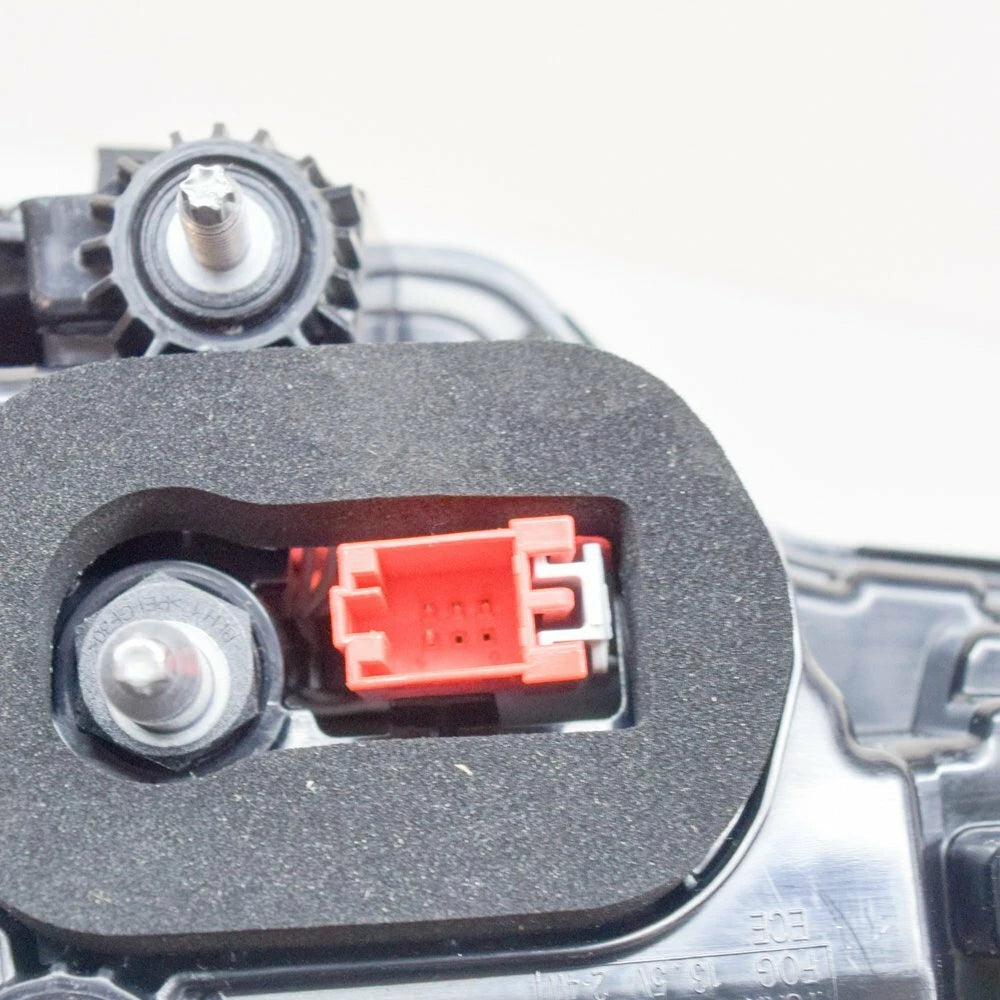 NEW AUDI A4 B9 SALOON LEFT SIDE TAILGATE TAILLIGHT 8W5945093AC 2020 ORIGINAL