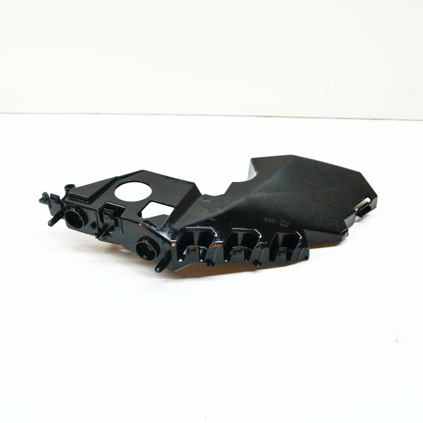 NEW VOLKSWAGEN TIGUAN MK2 AD FRONT LEFT BUMPER BRACKET 5NA807049B ORIGINAL