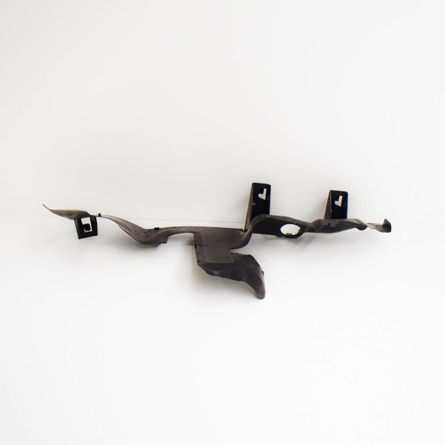 NEW VOLKSWAGEN TIGUAN MK1 RIGHT ENGINE AIR GUIDE 5N0121284J ORIGINAL