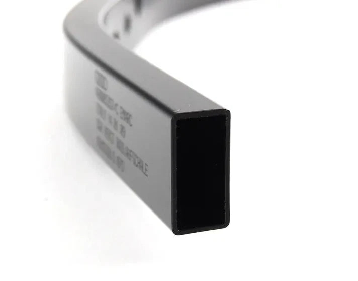 NEW AUDI R8 SPYDER 42 FRONT LEFT FENDER LINER BRACKET 420805357C