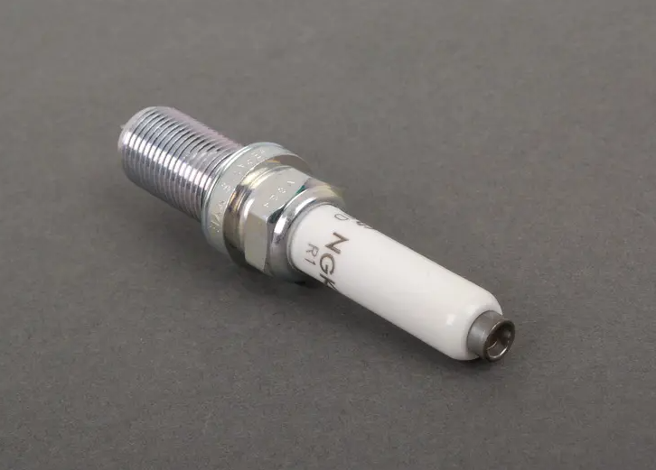 new volkswagen beetle a5 spark plug 06k905601d original