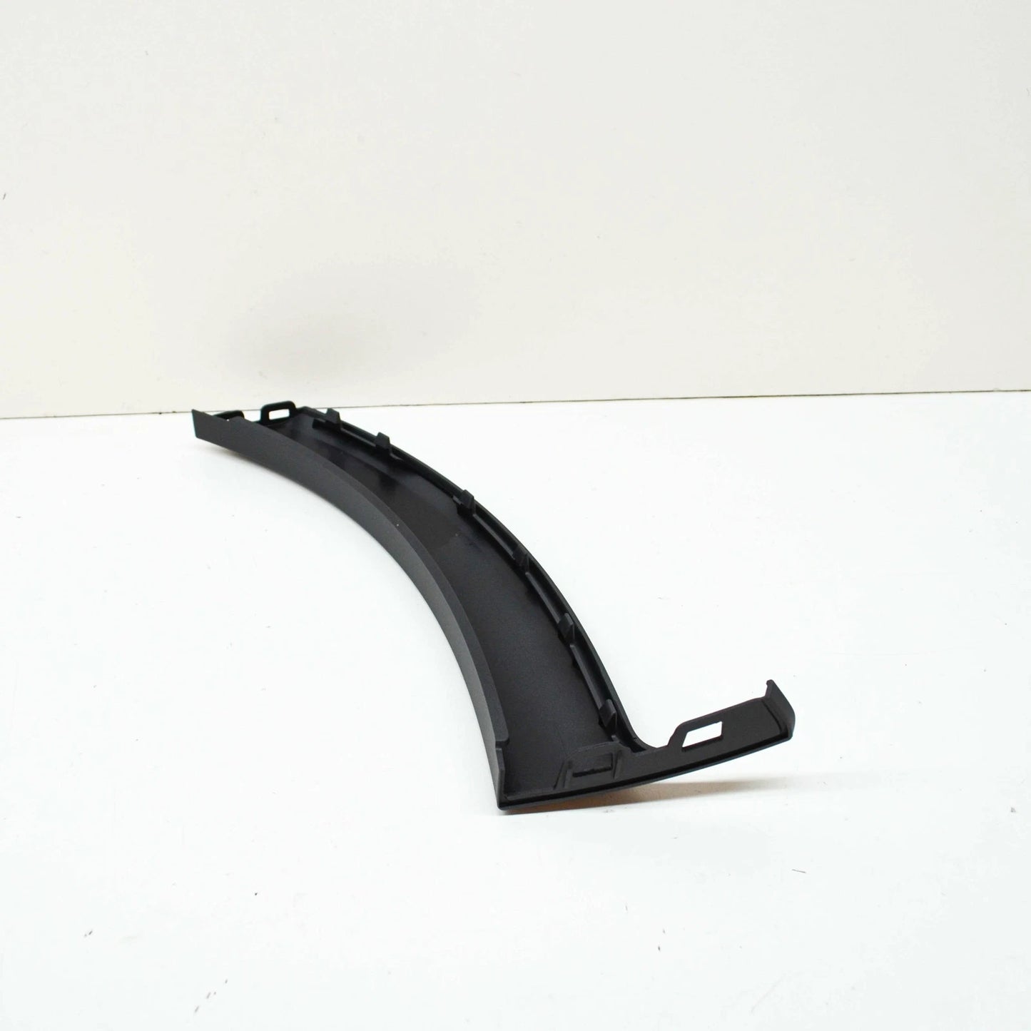 NEW VOLKSWAGEN PASSAT B8 3G FRONT LEFT WHEEL FENDER MOLDING 3G0807257MI1